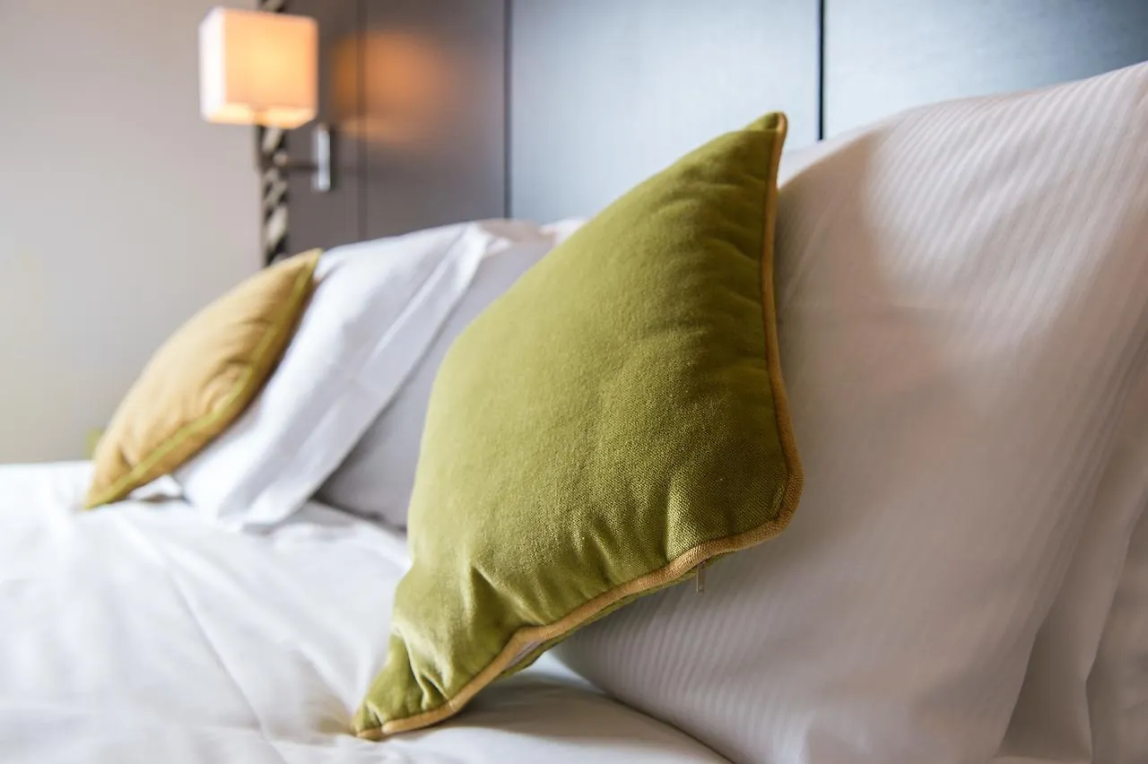 First Hotel Malpensa Case Nuove